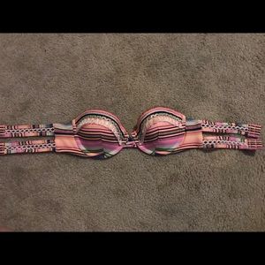 PINK STRAPLESS BATHING SUIT